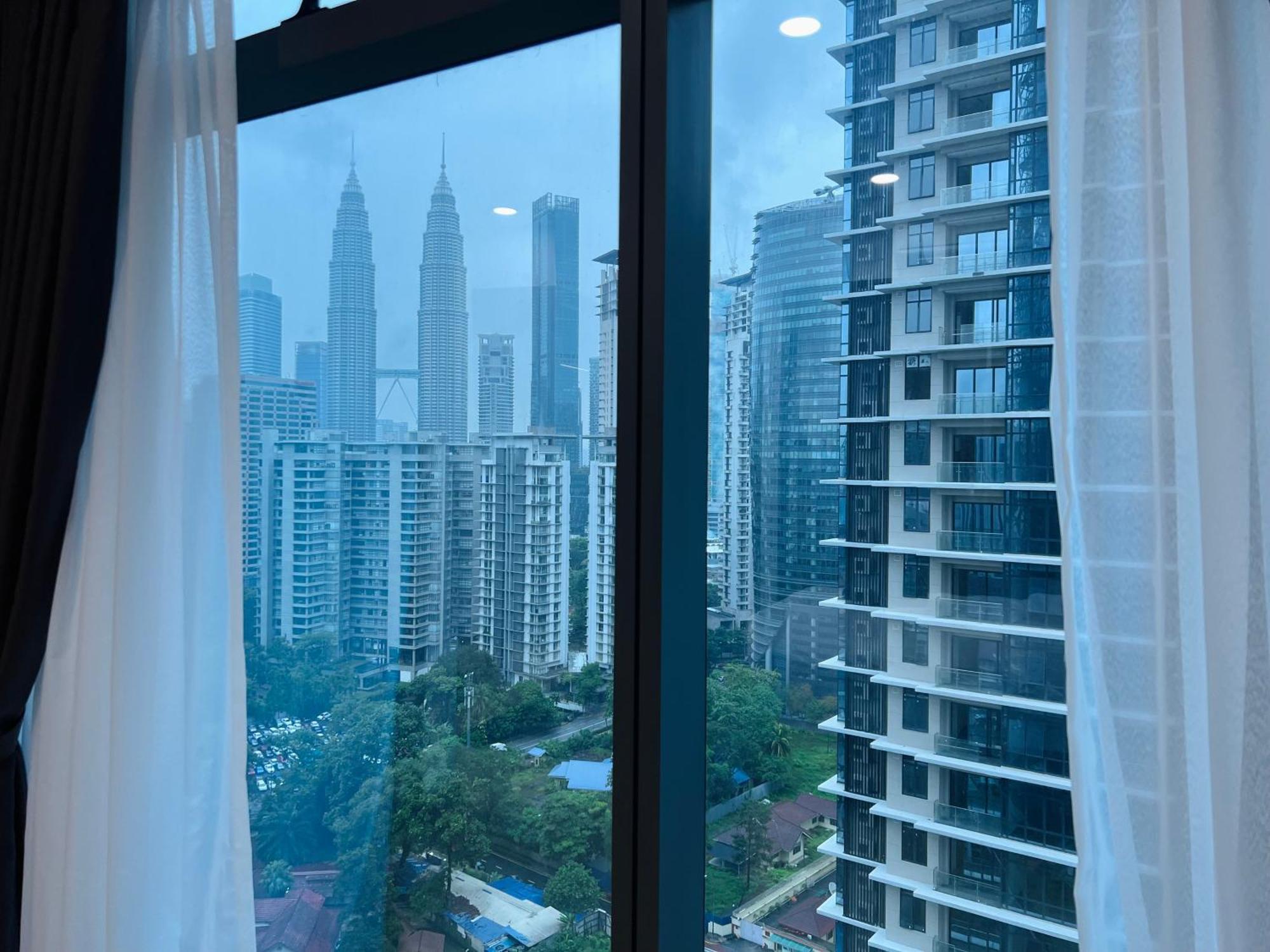 Eaton Residence Klcc Куала-Лумпур Экстерьер фото