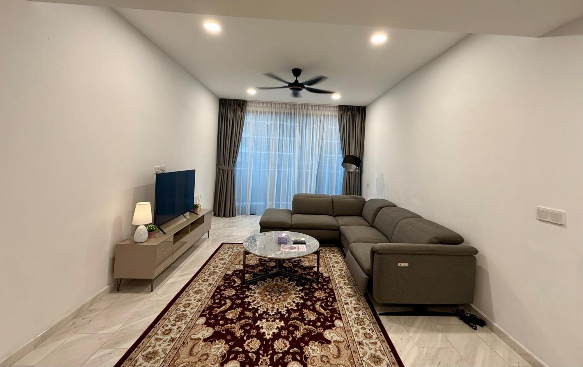 Eaton Residence Klcc Куала-Лумпур Экстерьер фото